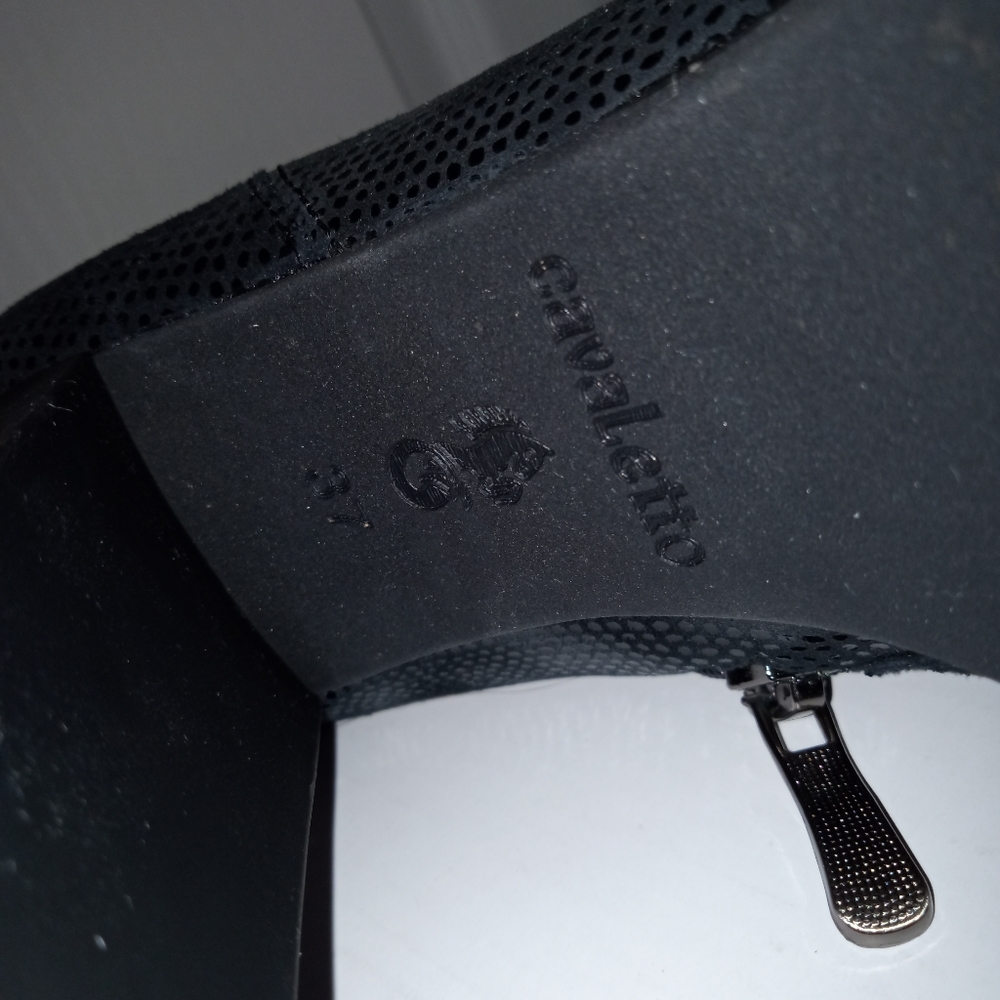 Cavaletto Nabuck Snake Pattern Boots Size 7-7.5 - image 8